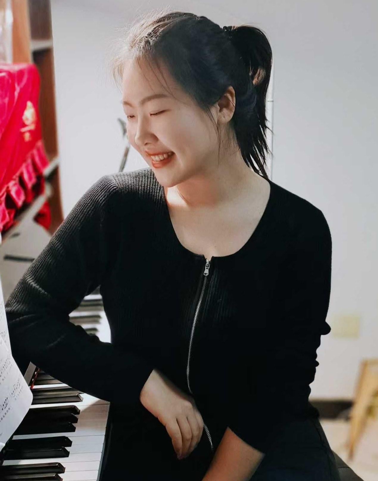 贾勤缘