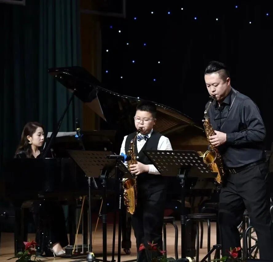 杨竣翔音乐会演奏